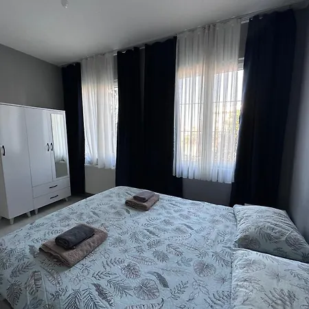 Szálloda Sweet In Historical Area *