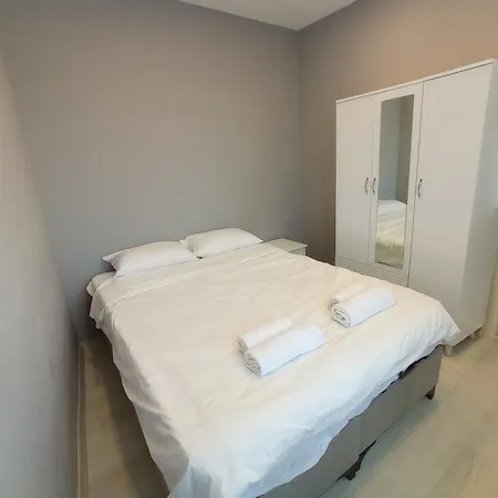 Sweet In Historical Area Hotel