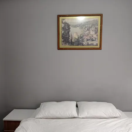 Hotel Sweet In Historical Area *